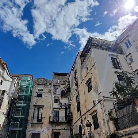 Apartment Indipendenza 2 *