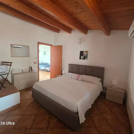 Apartment Indipendenza 2 *